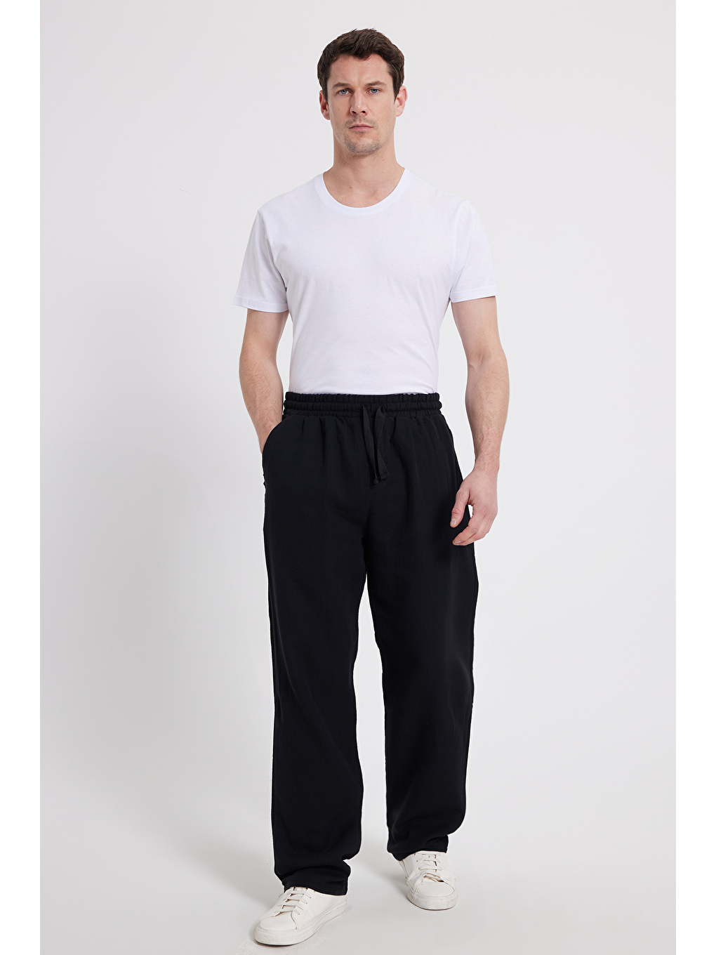 Erkek Baggy Fit Geniş Kesim %100 Pamuk Beli Lastikli Yandan Cepli Müslin Siyah Düz Pantolon-1
