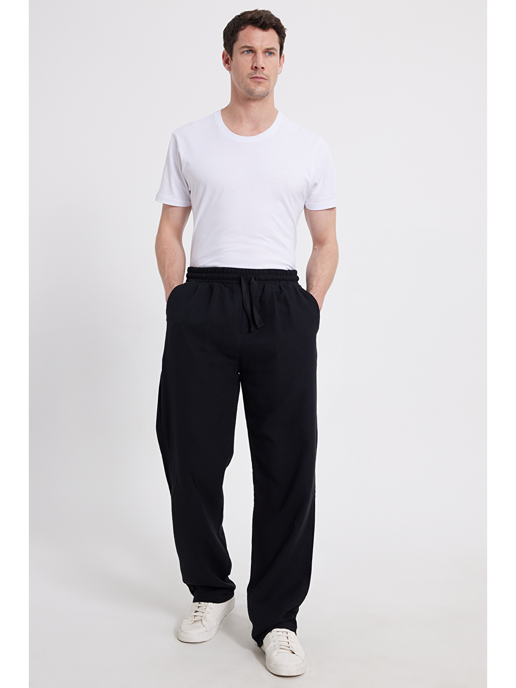 Erkek Baggy Fit Geniş Kesim %100 Pamuk Beli Lastikli Yandan Cepli Müslin Siyah Düz Pantolon-3