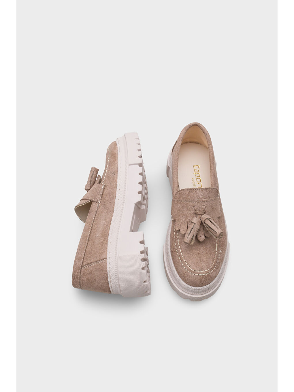 Bej Ashlee Oval Burunlu Püsküllü Trak Tabanlı Süet Kadın Loafer-4