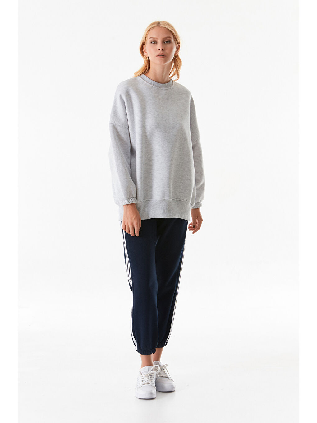 Fullamoda Gri Basic Bisiklet Yaka Sweatshirt - 1