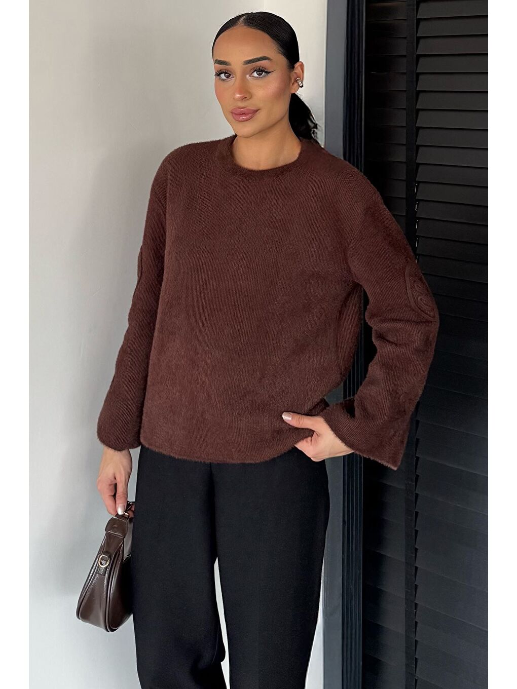 Kahverengi Kadın Bisiklet Yaka Kol İşlemeli Triko Kazak (s-m-l-xl Beden Uyumludur.)-1