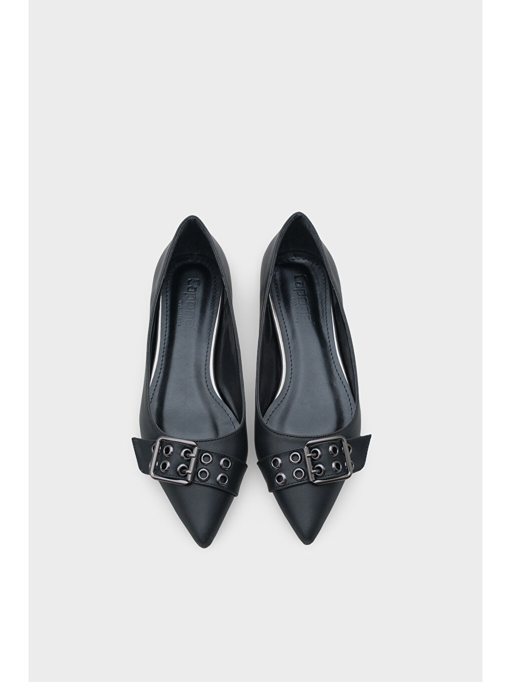 Siyah Krissie Sivri Burunlu Kısa Topuklu Metal Aksesuarlı Kadın Babet-5