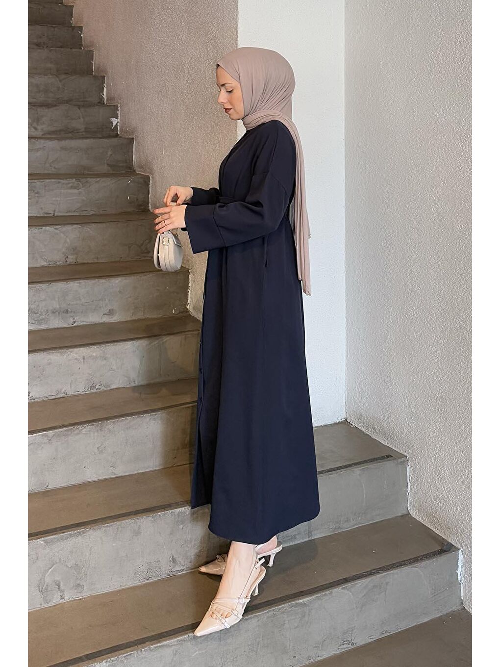 Takma Manşet Detaylı Dabıl Tesettür Elbise Lacivert-1