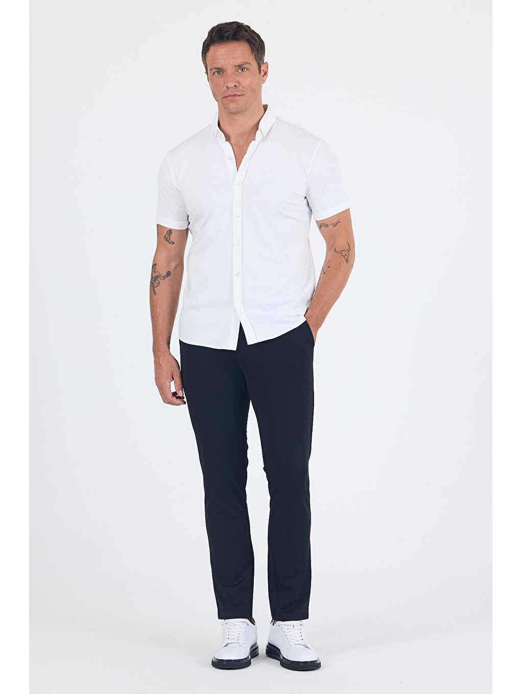 Beyaz İtalyan Düğmeli Yaka Kısa Kol Cepsiz Slim Fit Gömlek 1004250255-2