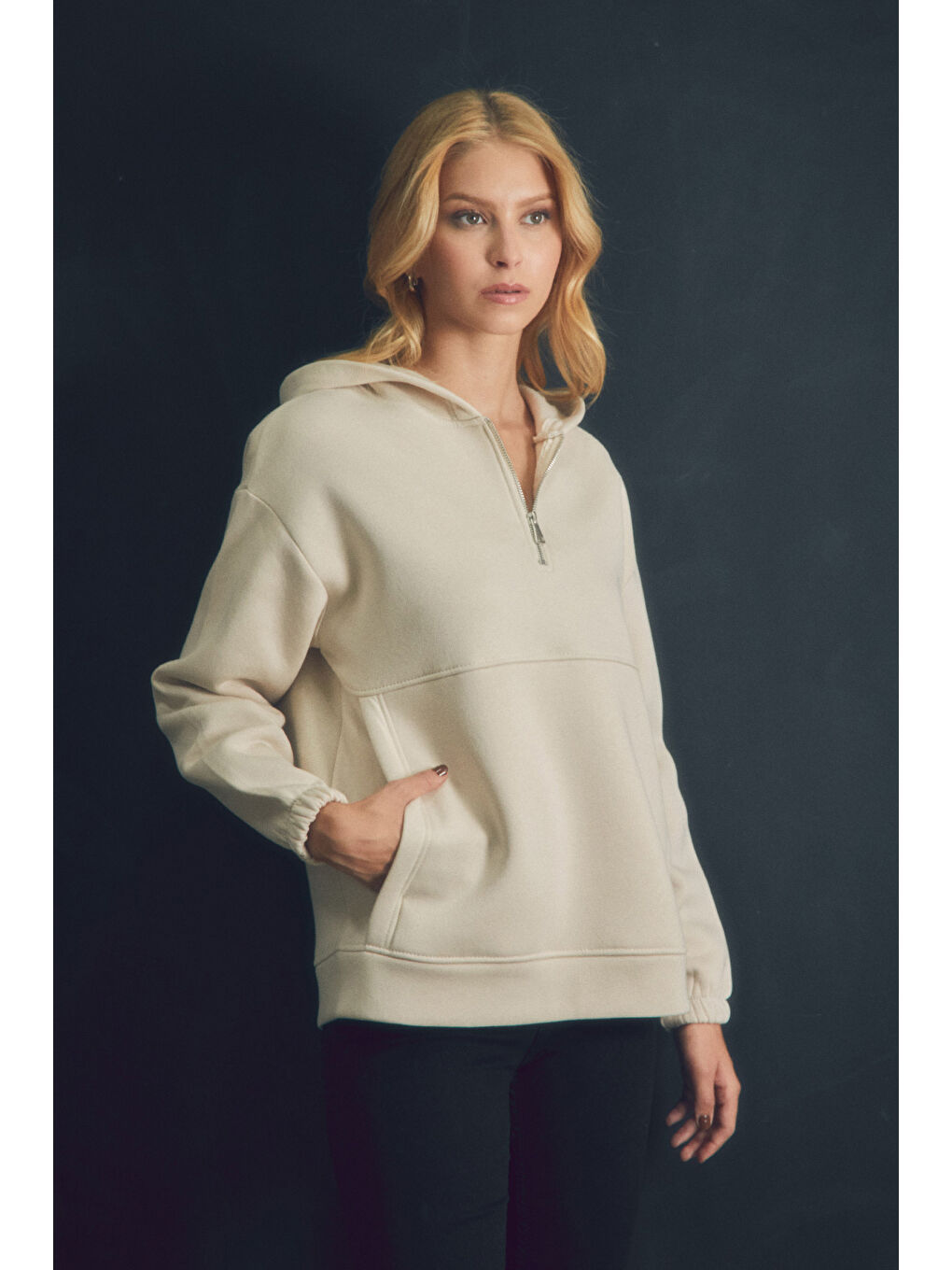 Fullamoda Bej Basic Oversize Yarım Fermuarlı Kapüşonlu Sweatshirt - 1