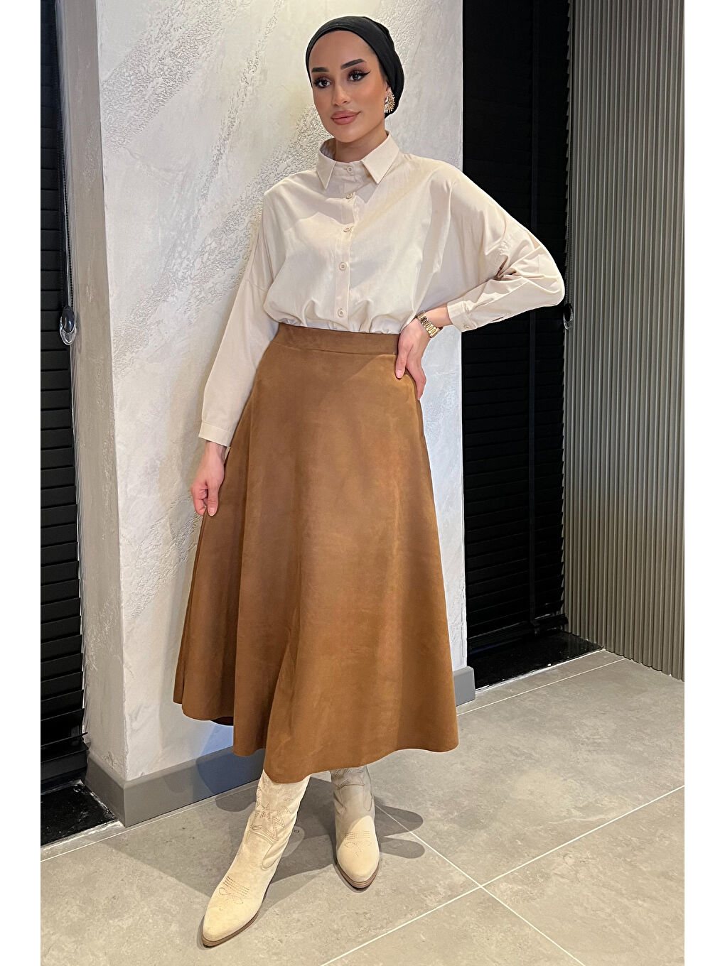 Kahverengi Kadın Kloş Uzun Süet Tesettür Etek
