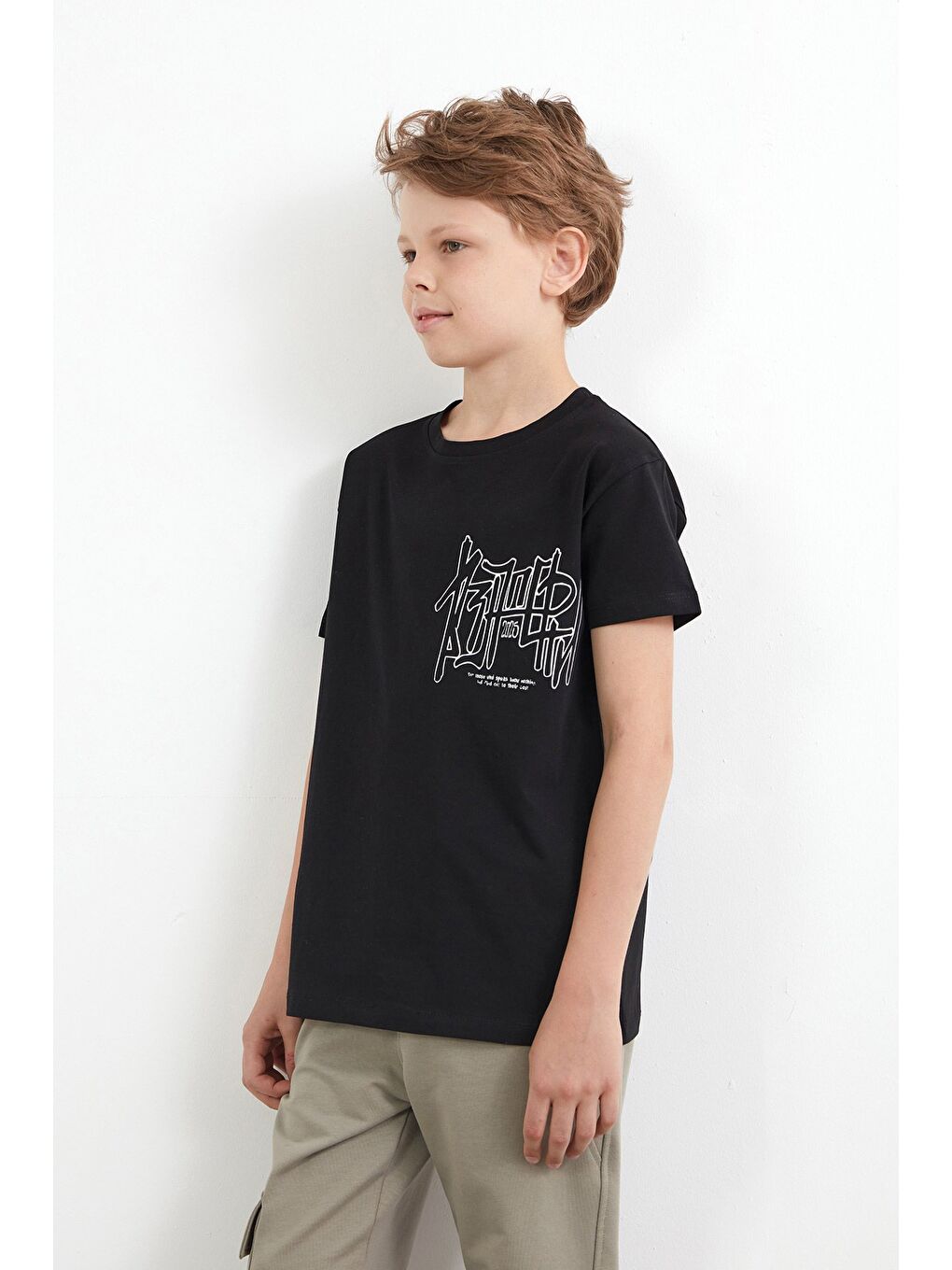 Siyah %100 Pamuk Yazı Baskılı Erkek Çocuk Tişört-1