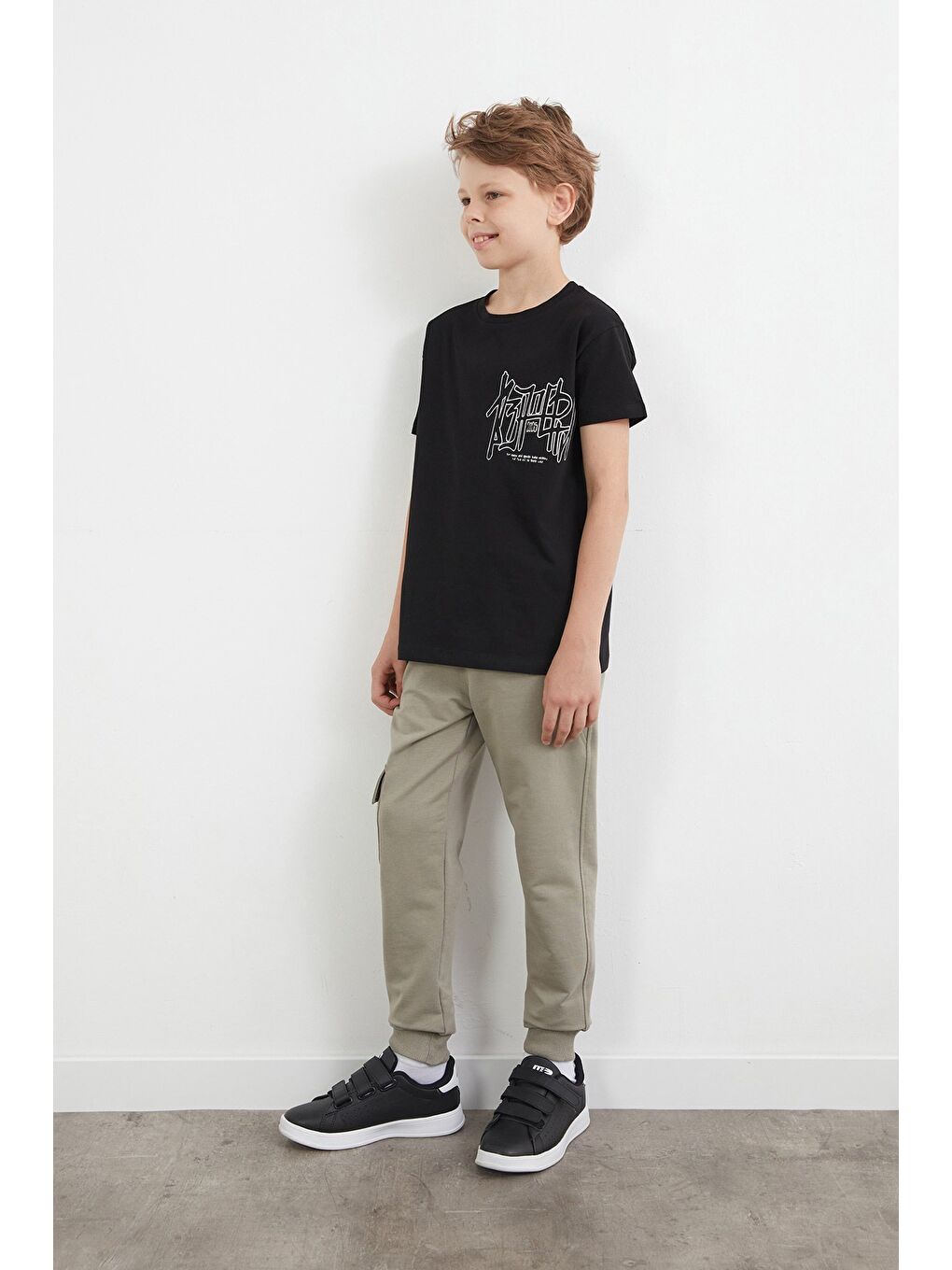 Siyah %100 Pamuk Yazı Baskılı Erkek Çocuk Tişört-2