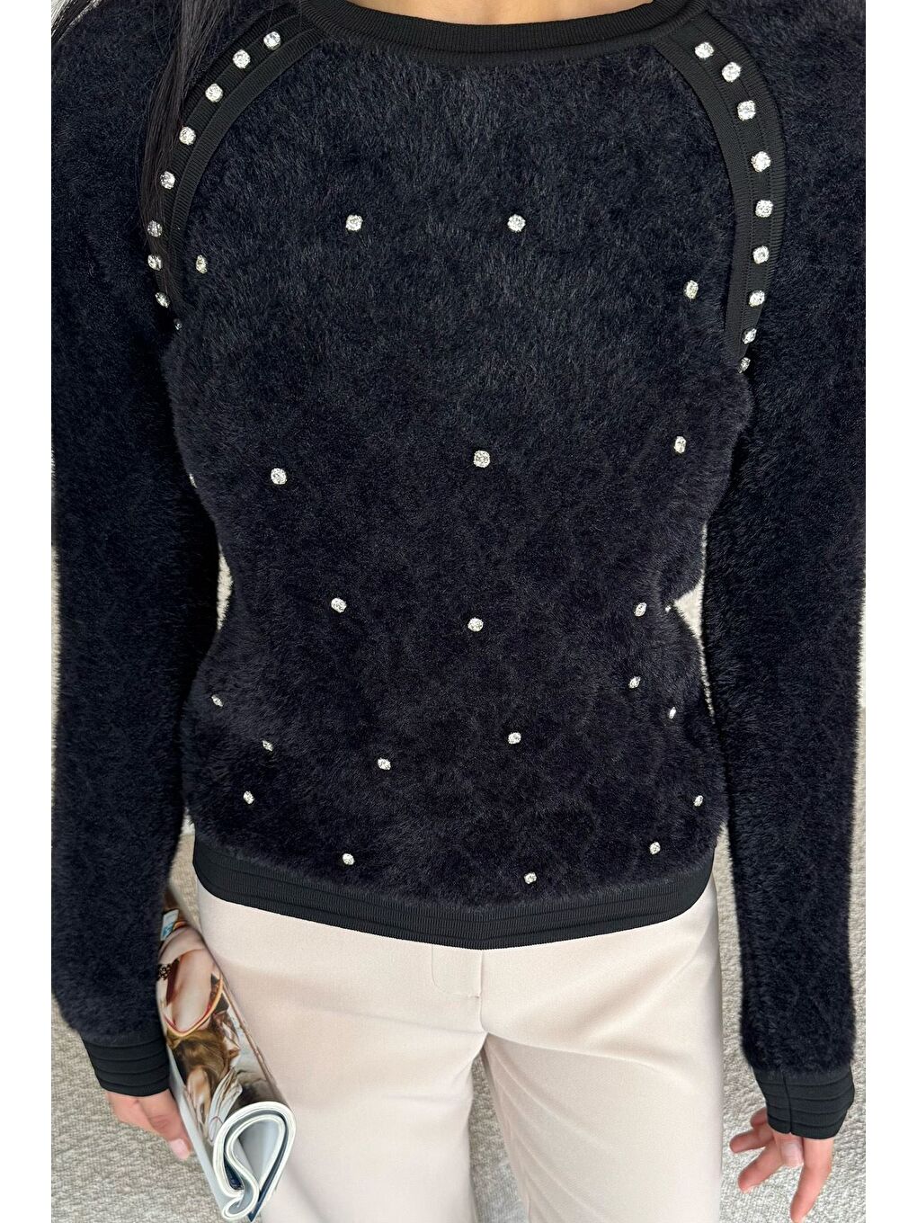 Siyah Taşlı Yumoş Triko Kazak (s,m,l Uyumludur)-2