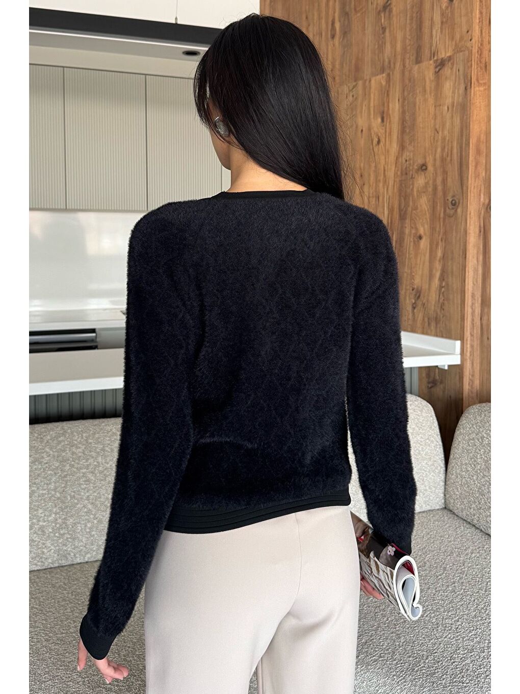 Siyah Taşlı Yumoş Triko Kazak (s,m,l Uyumludur)-3