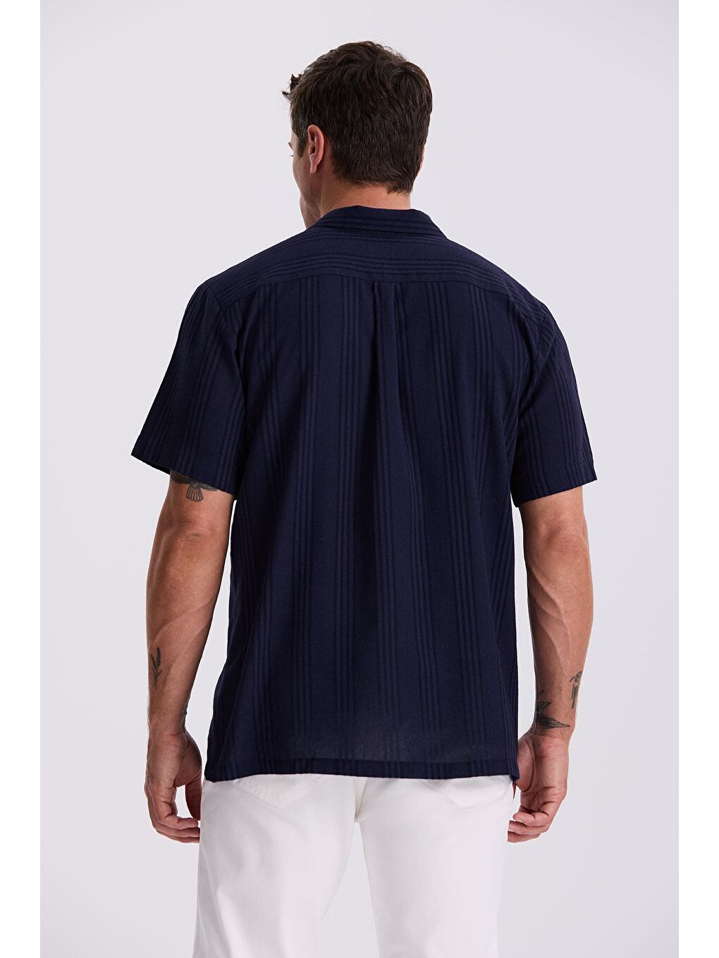 Lacivert Klasik Fit Apaş Yaka Rahat Kısa Kollu Gömlek-2