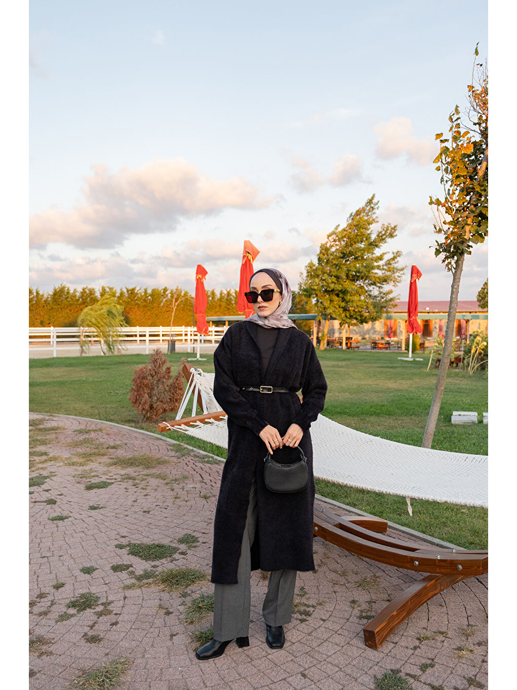 Kadın Kemerli Triko Hırka Siyah-1