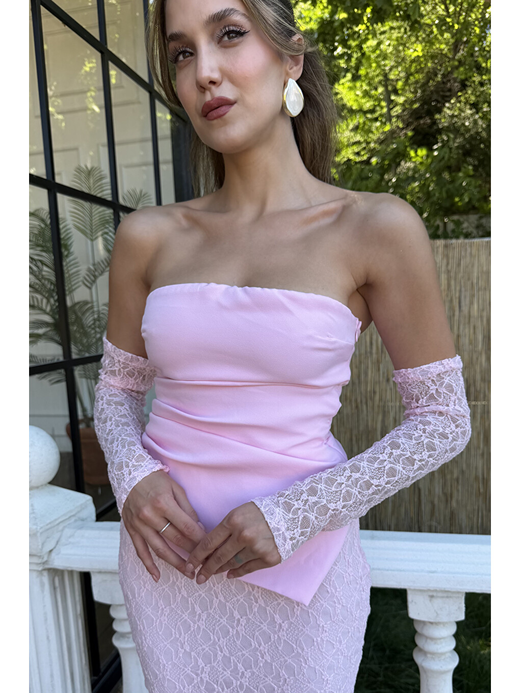 Pembe Kadın Pudra Straplez Yaka Dantel Detay Maxi Elbise-3