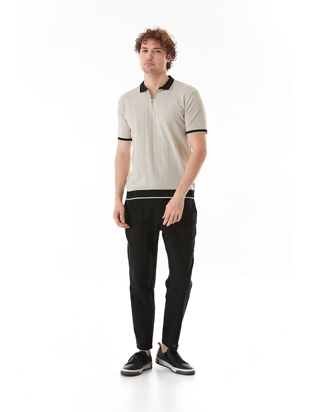 Bej Şeritli Fermuarlı Polo Yaka Triko Tişört-1