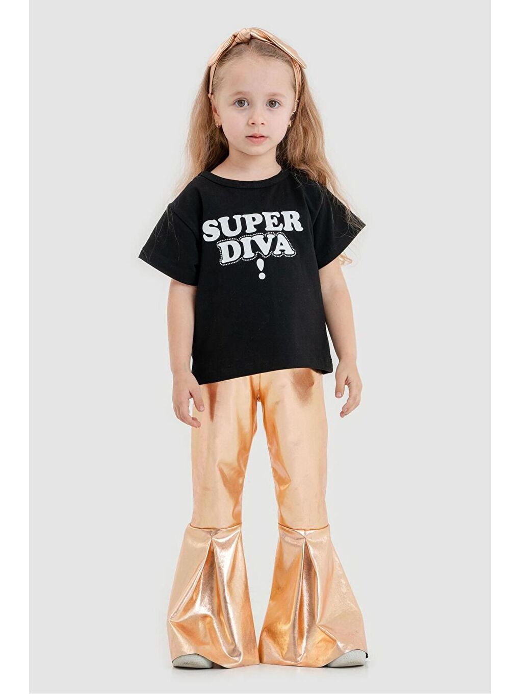 Siyah Kız Çocuk Pamuklu Crop T-Shirt Parlak Gri İspanyol Paça Alt-Üst Takım-1