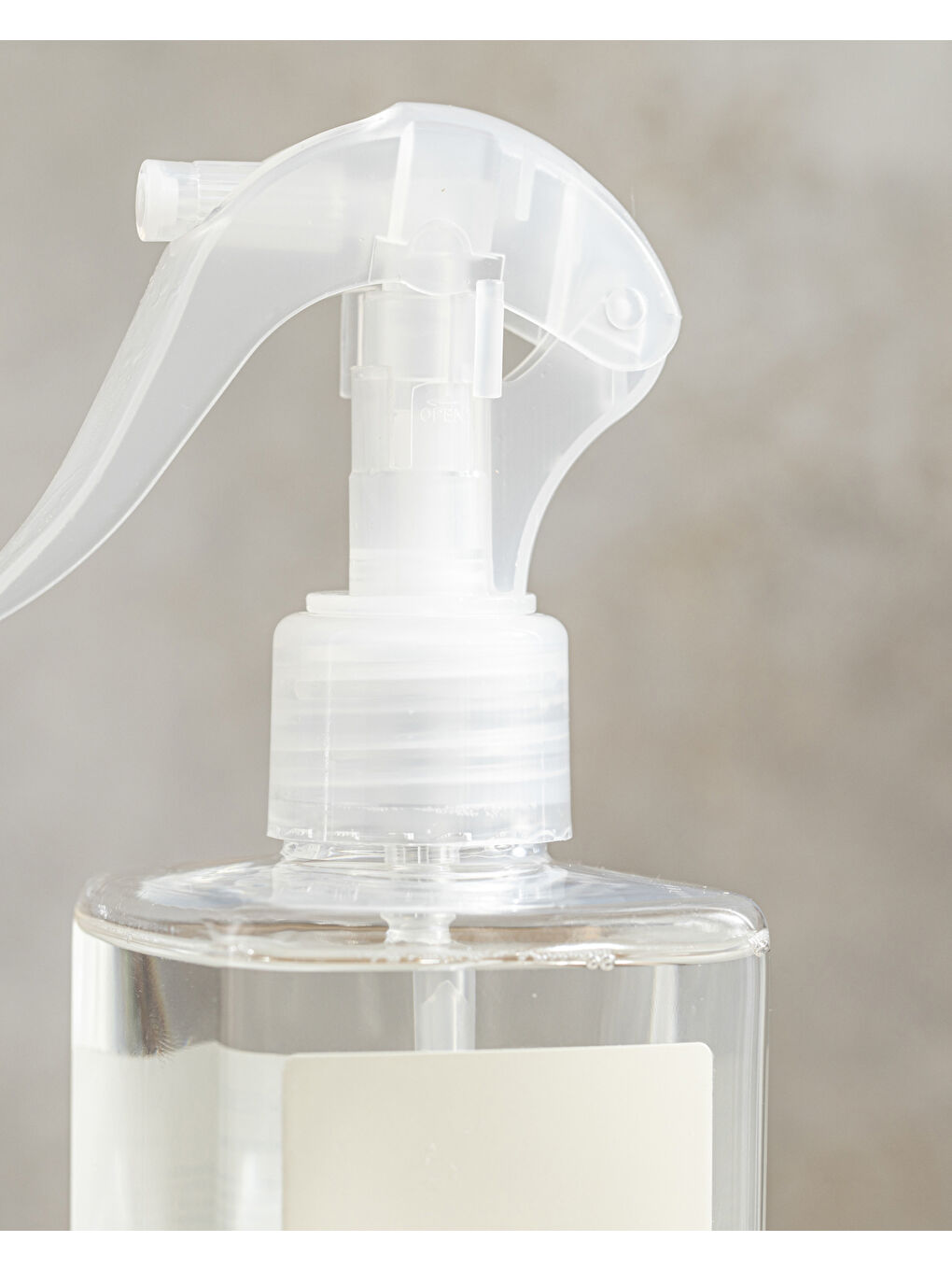 Bej Beyaz Çiçekler Oda Spreyi 400 ml-1