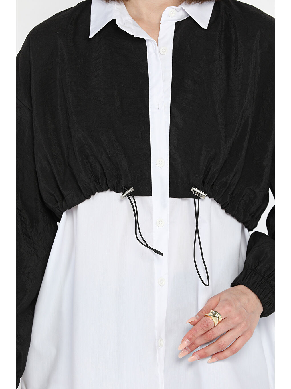 Siyah Bel Büzgülü Kadın Paraşüt Garnili Gömlek-3