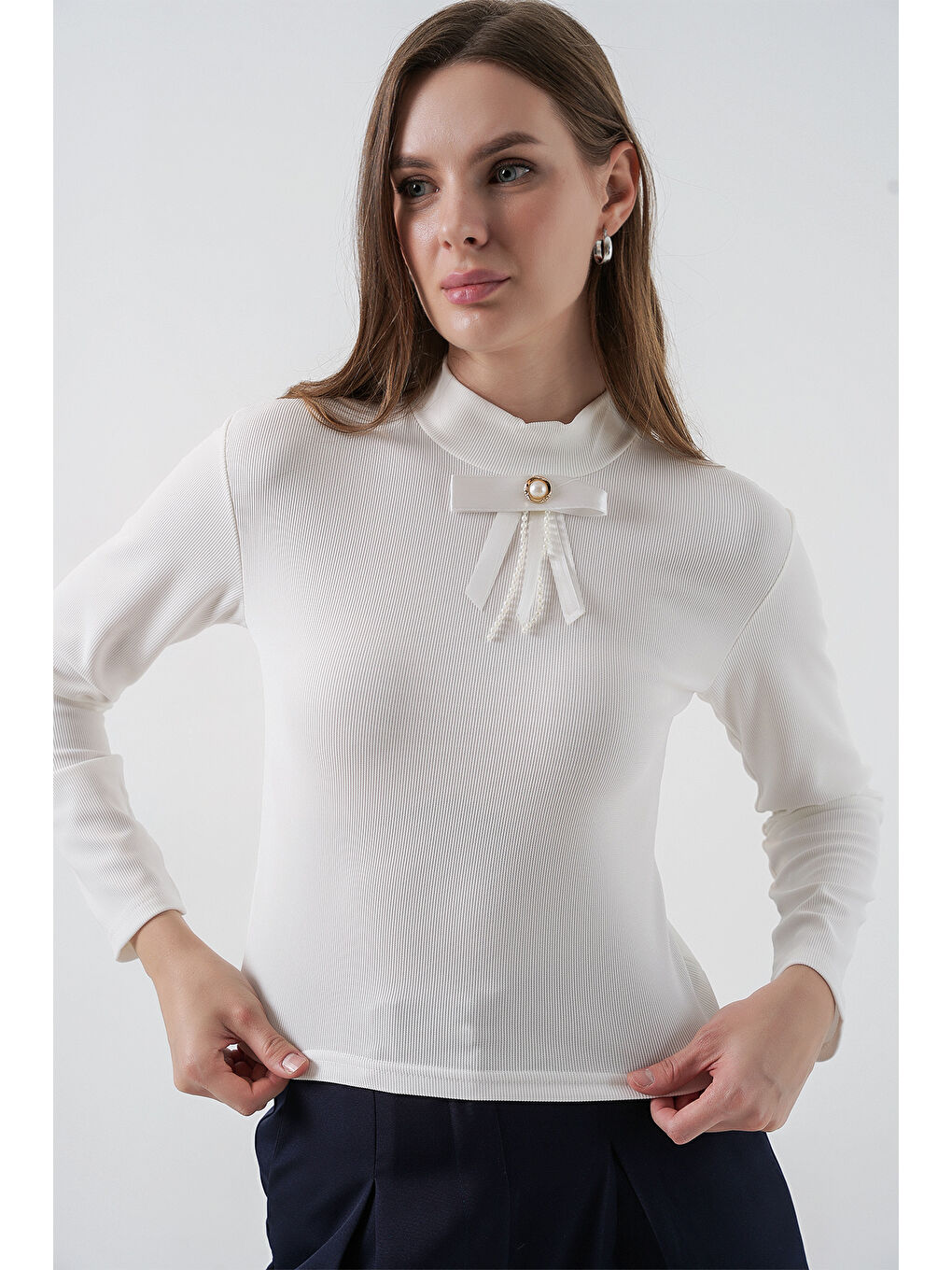 Kadın Kurdale Detay Uzun Kollu Bluz 977 - Beyaz