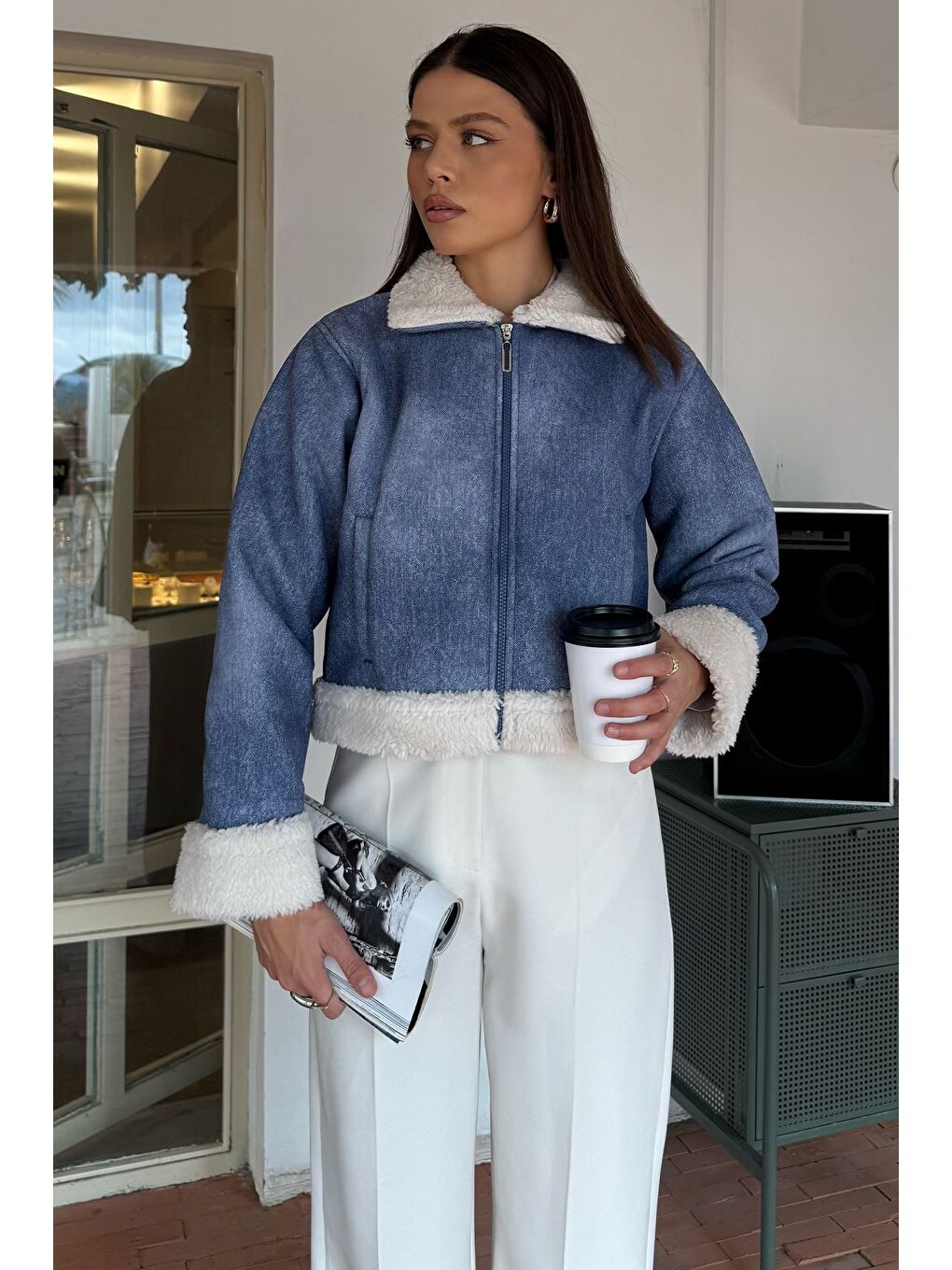 Mavi İçi Pelüşlü Kadın Nubuk Mont-1
