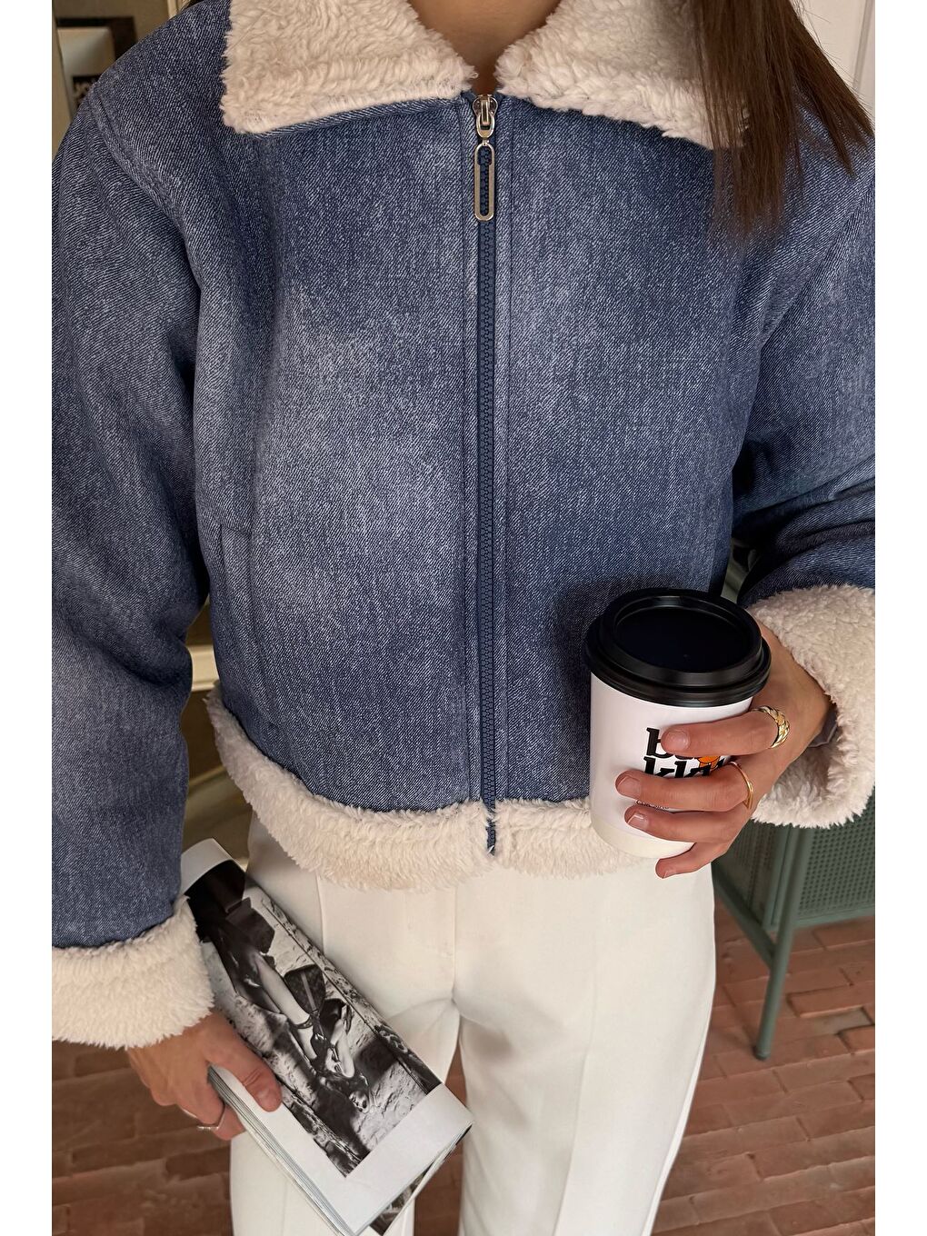 Mavi İçi Pelüşlü Kadın Nubuk Mont-2