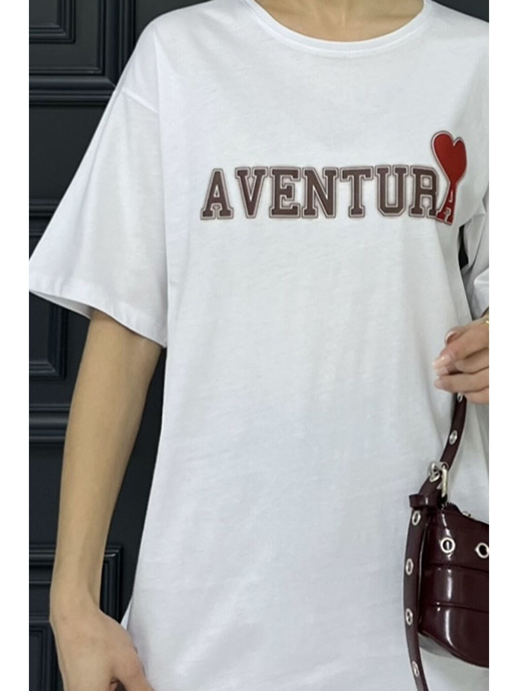 Beyaz Ön Yazı Baskılı Bisiklet Yaka Kadın Tişört-3