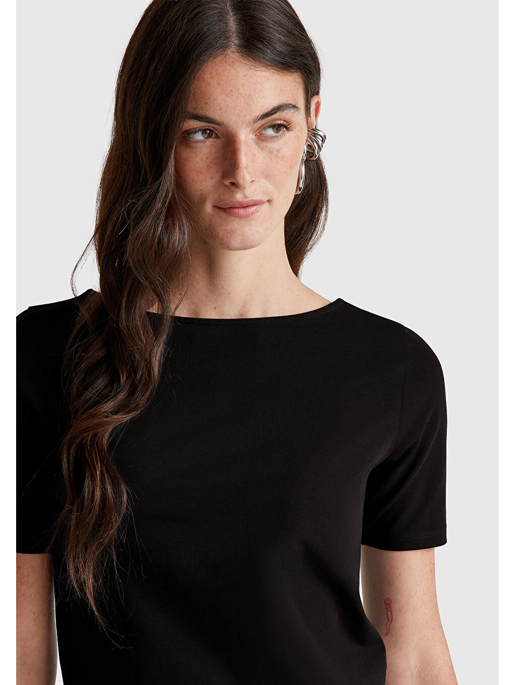 Kadın Lacivert Pamuk Karışımlı Örme Slim Fit Geniş Yaka T-Shirt-5