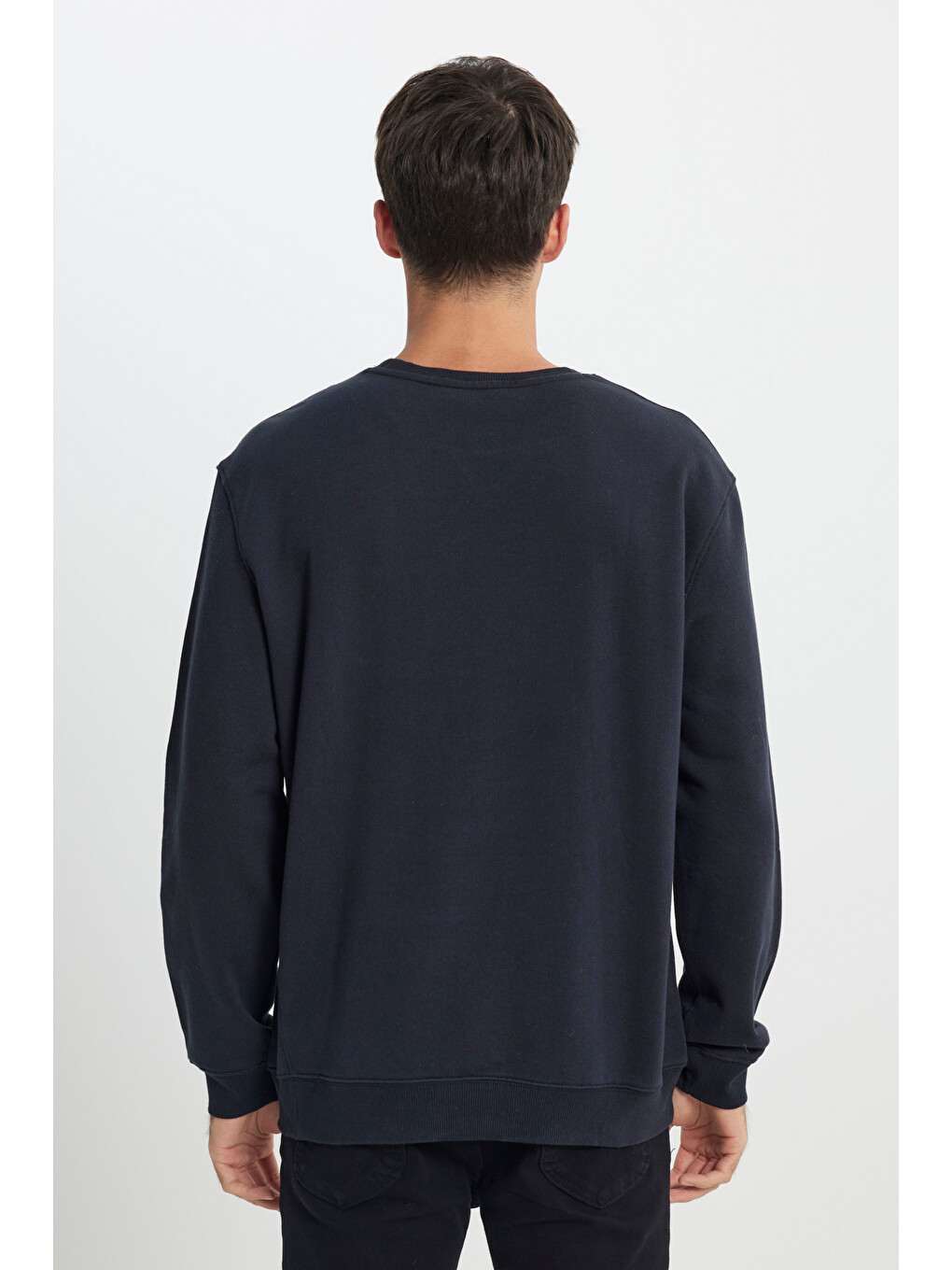 Regular Fit %100 Pamuk Bisiklet Yaka Siyah Şardonlu Sweatshirt-4