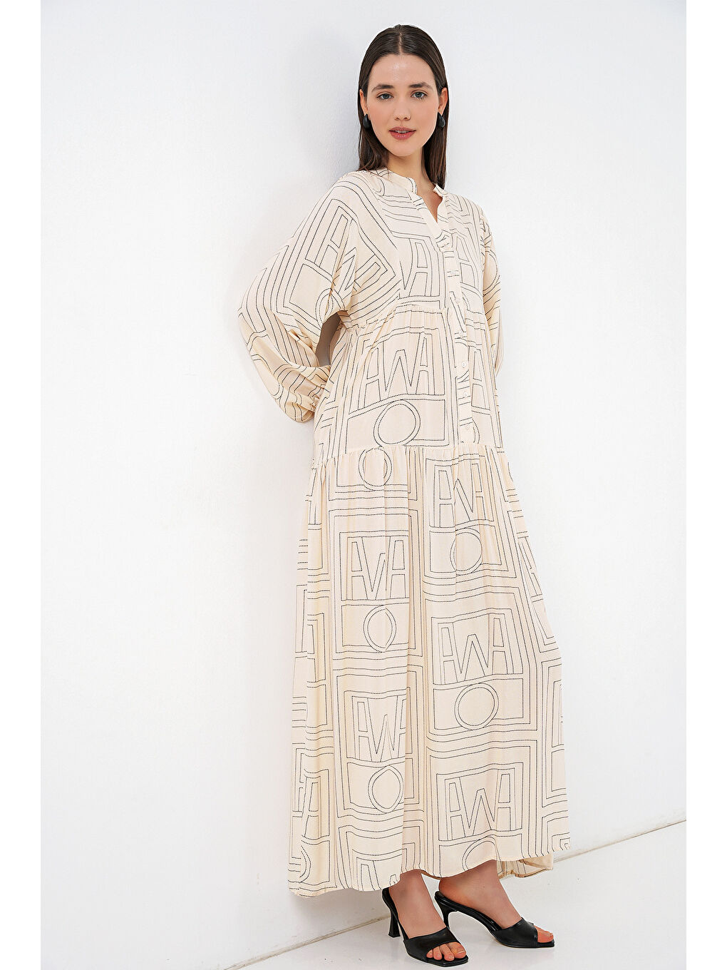 Ekru Kadın Desenli Uzun Tesettür Elbise 2585 - Düz Krem-2