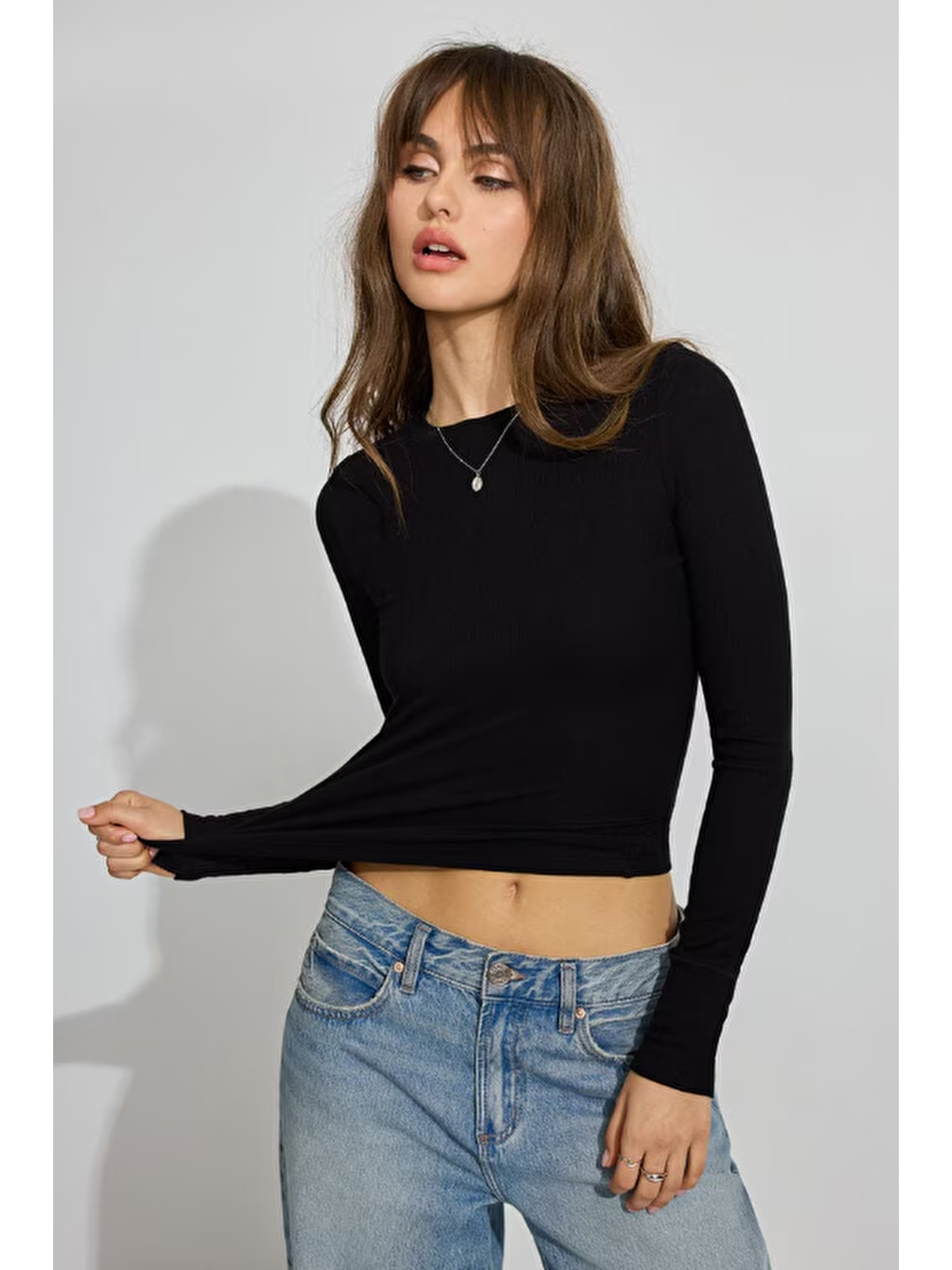 Siyah Bisiklet Yaka Slim Fit Kadın Body Mg2564