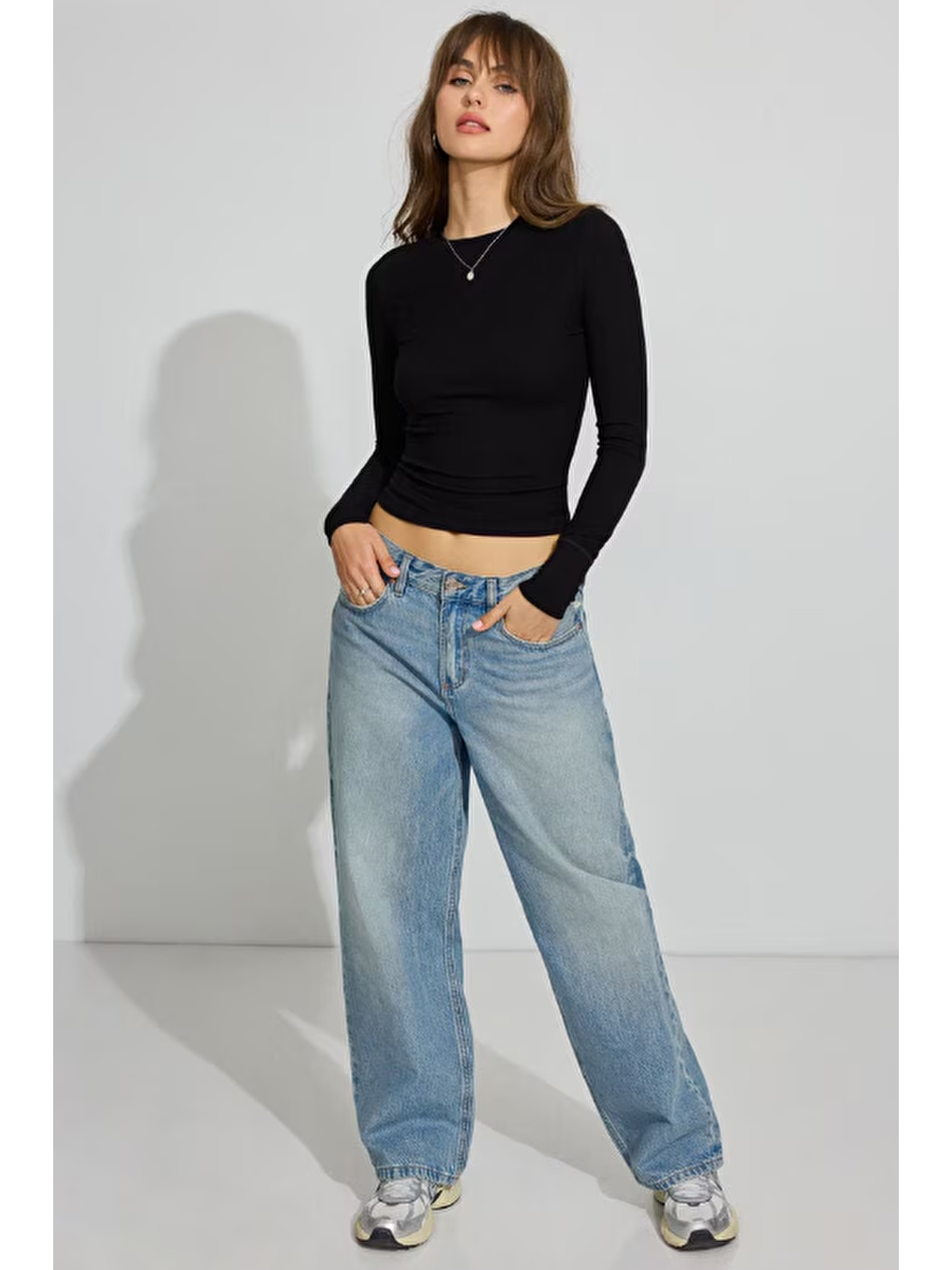 Siyah Bisiklet Yaka Slim Fit Kadın Body Mg2564-2