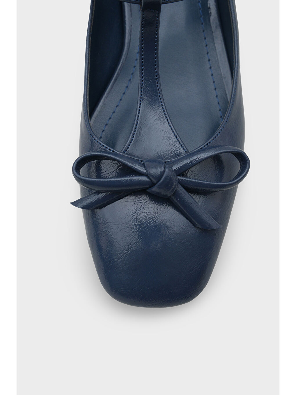 Lacivert Suzi Küt Burunlu Bantlı Tokalı Kadın Babet-5