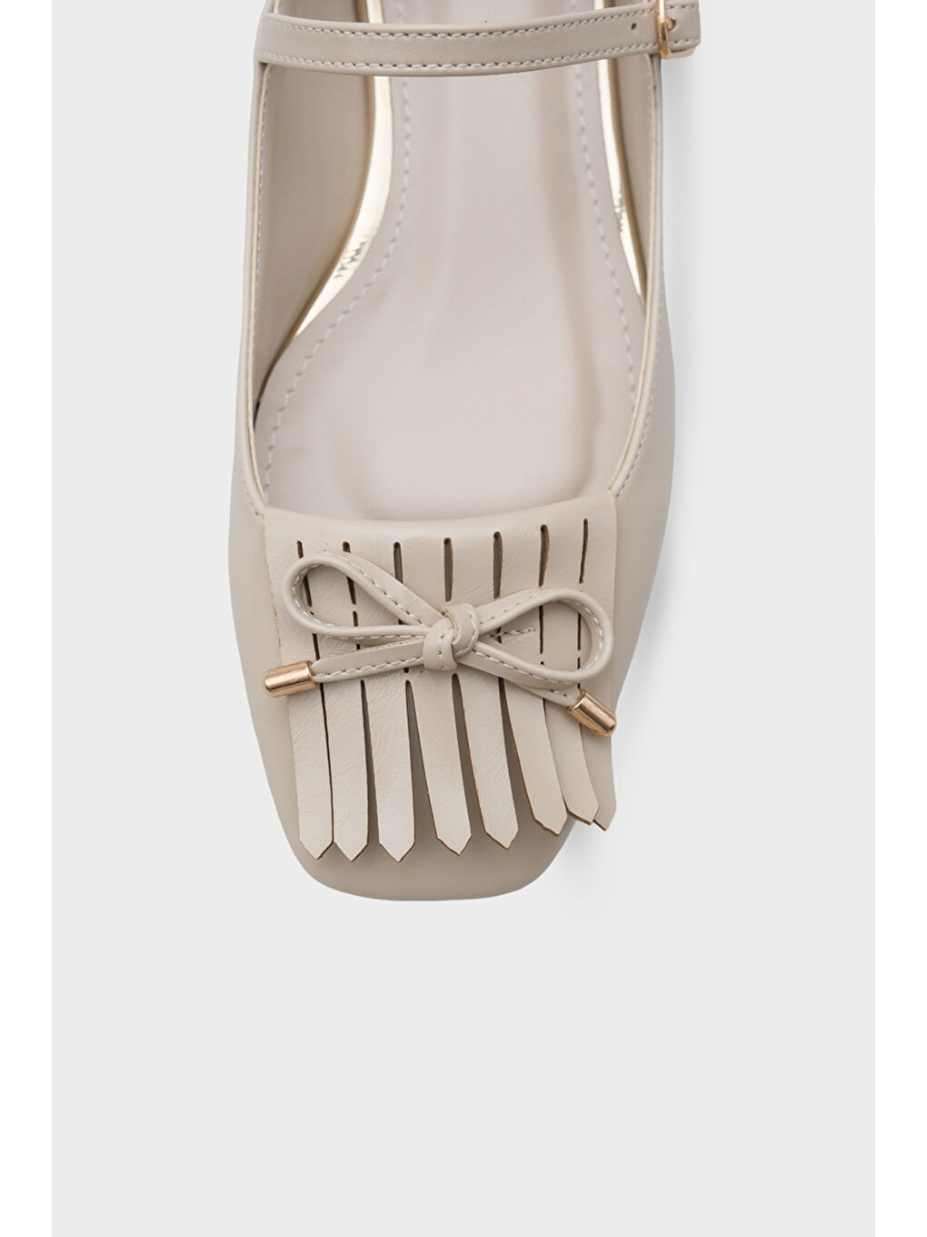 Ekru Kelsy Küt Burunlu Püsküllü Kısa Topuklu Kadın Babet-2