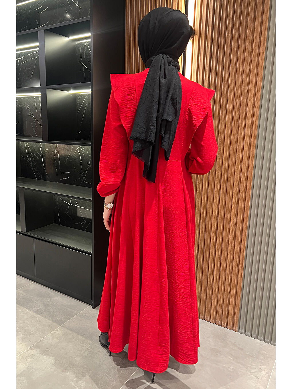Kırmızı Gül Detaylı Tesettür Kloş Elbise-7