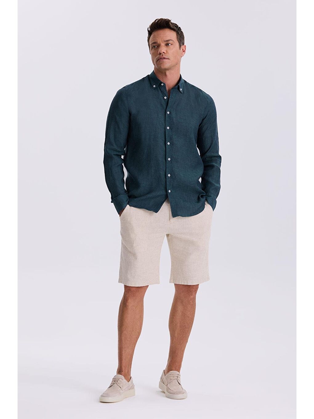 Haki %100 Keten Düğmeli Yaka Comfort Fit Gömlek