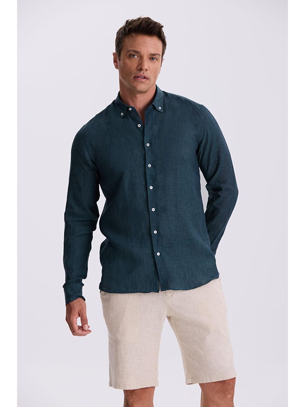 Haki %100 Keten Düğmeli Yaka Comfort Fit Gömlek-1