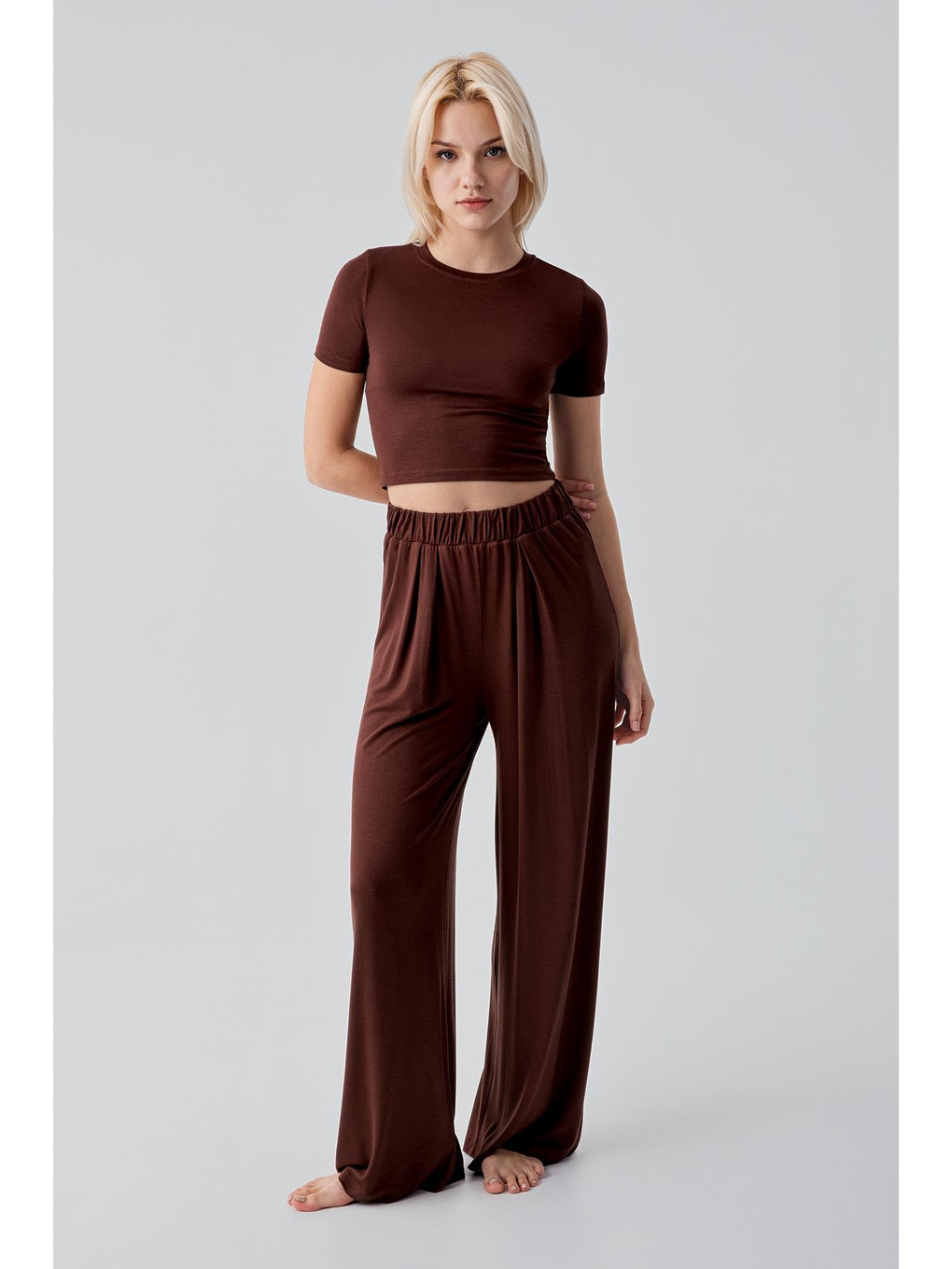 Kahverengi Kısa Kollu Crop Bol Paça Esnek Elastanlı Viskoz Soft Pijama Takım 17216-1