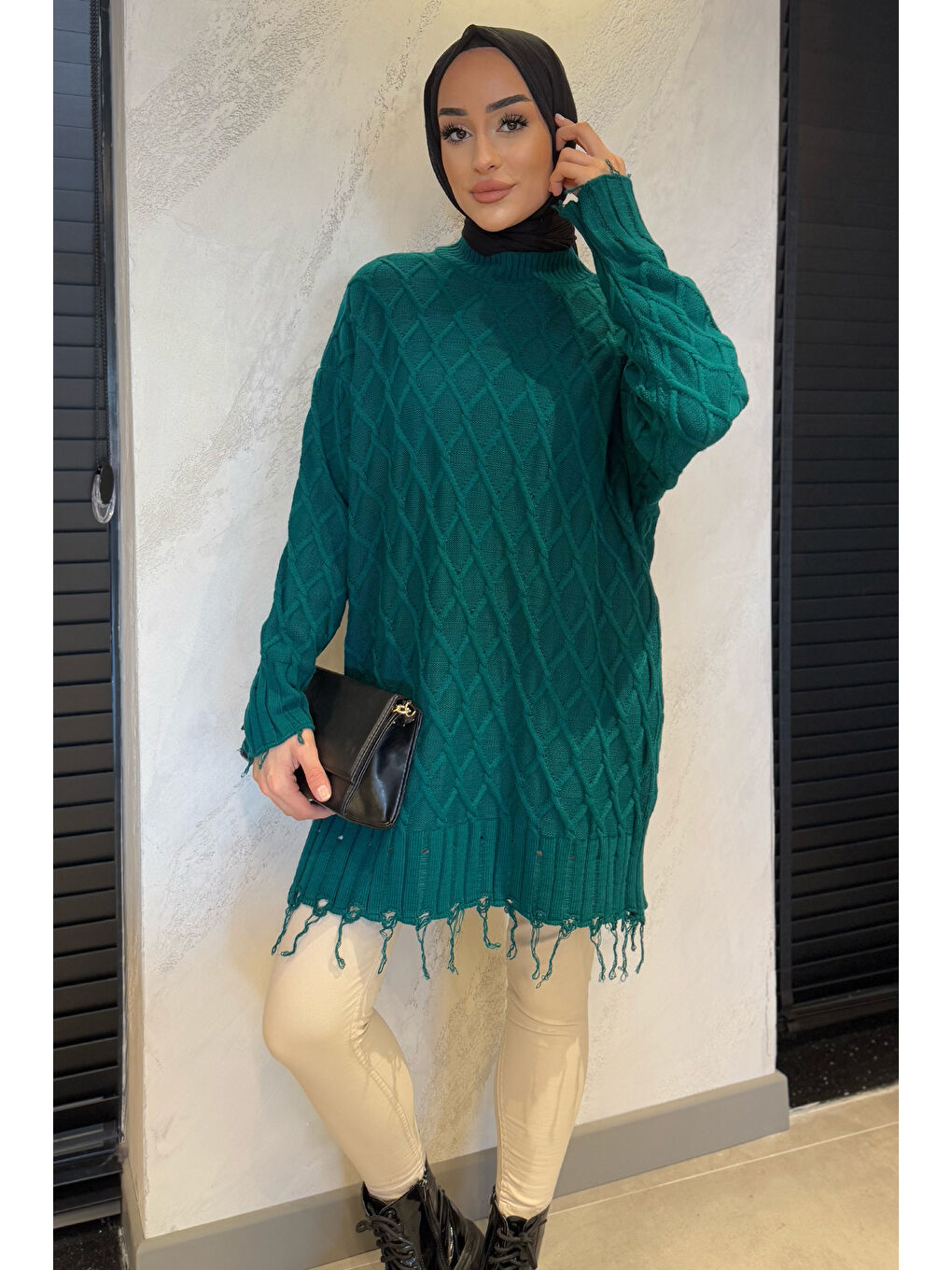 Yeşil Kadın Bisiklet Yaka Püsküllü Tesettür Triko Kazak-2