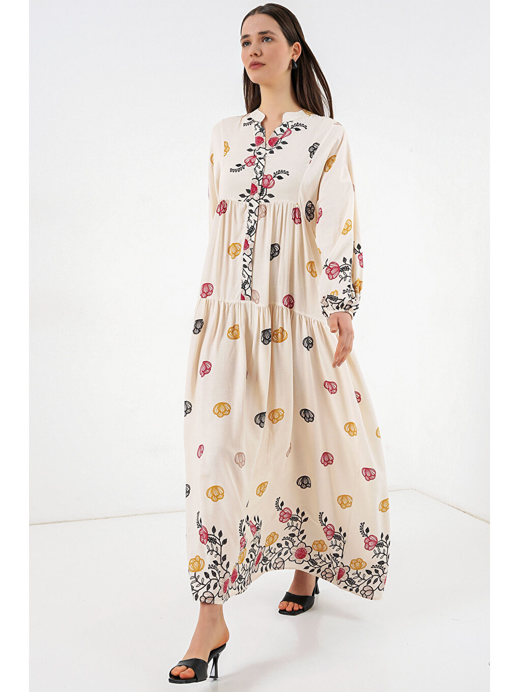 Kadın Desenli Uzun Tesettür Elbise 2585 - Y.Bej-1