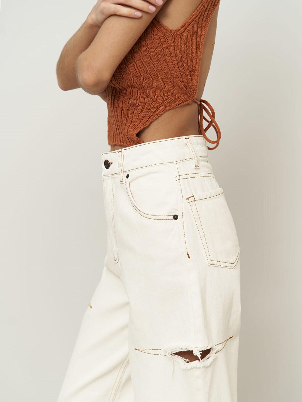 Mai Palm Ekru Yırtık Detay Jean-5
