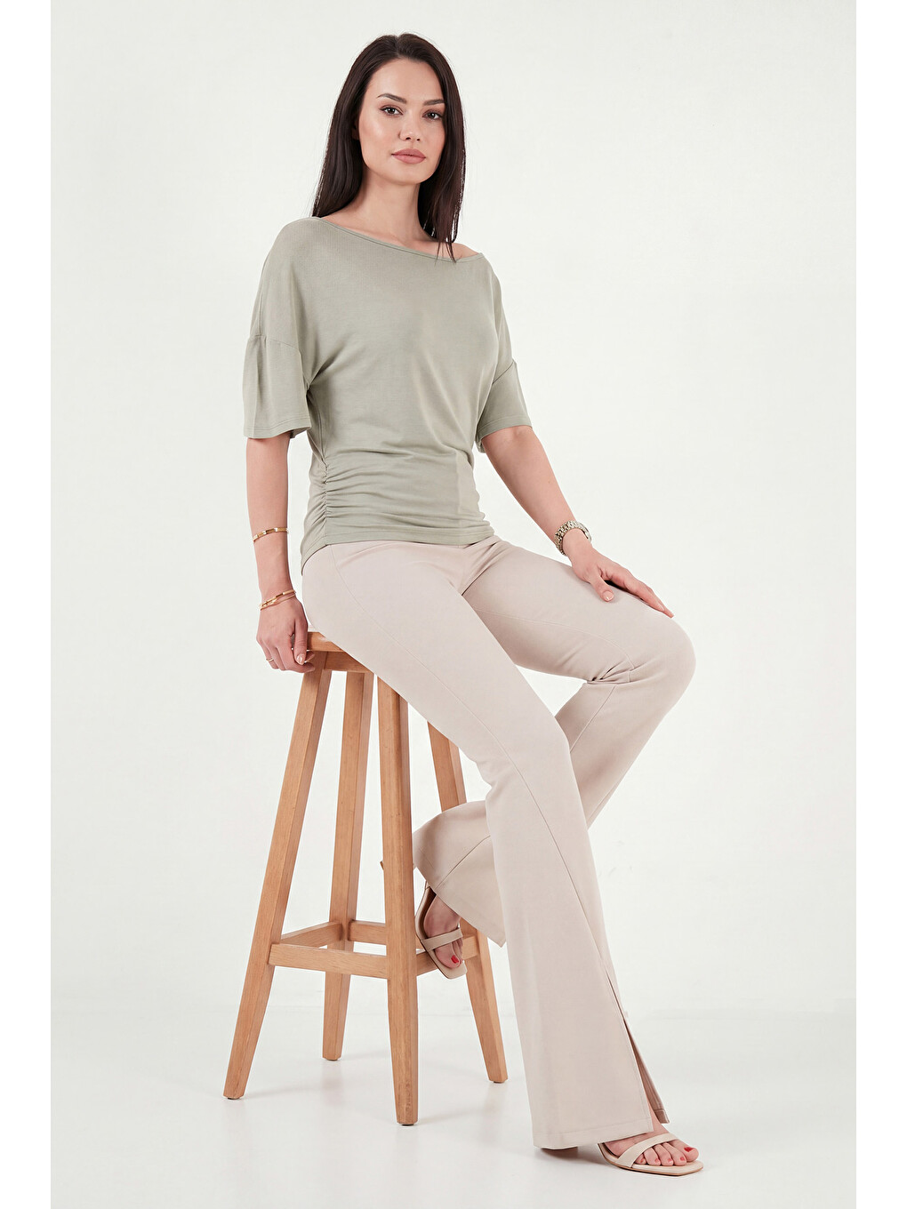 Yeşil Standart Fit Drape Detaylı Yarasa Kol T Shirt 5866962-2