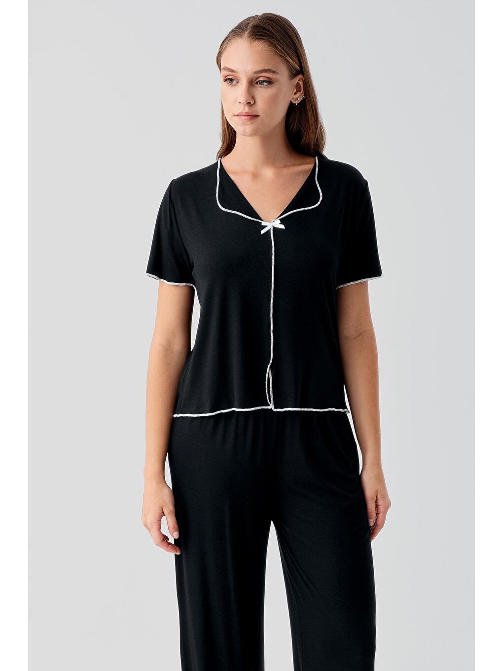 Siyah Kısa Kollu Fiyonklu Esnek Viskoz Pijama Takım 19214-2
