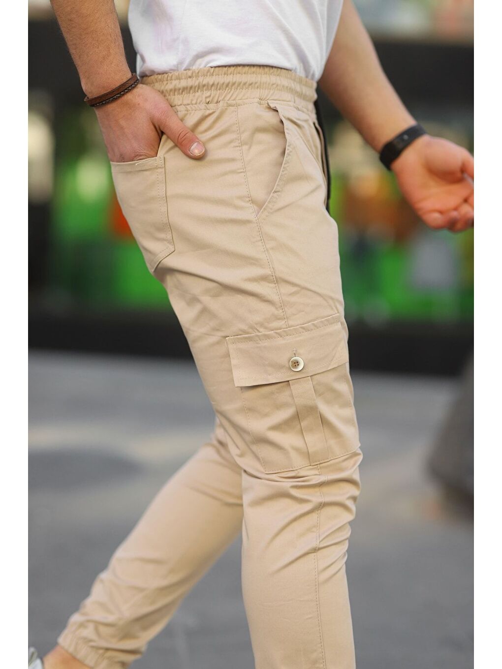 Bej Erkek Slim Fit Beli ve Paçası Lastikli Kargo Cep Pantolon-1