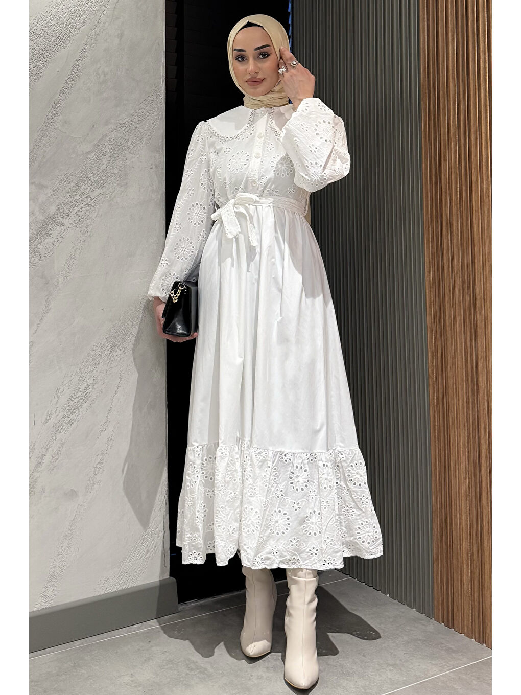 Ekru Kadın Bebe Yaka Ön Düğmeli Fistolu Tesettür Elbise-1