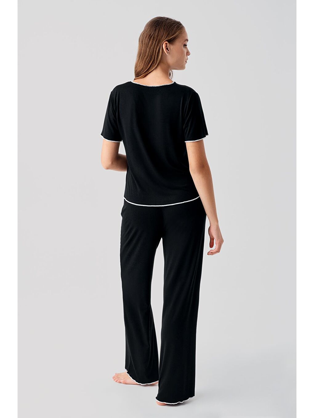 Siyah Kısa Kollu Fiyonklu Esnek Viskoz Pijama Takım 19214-6