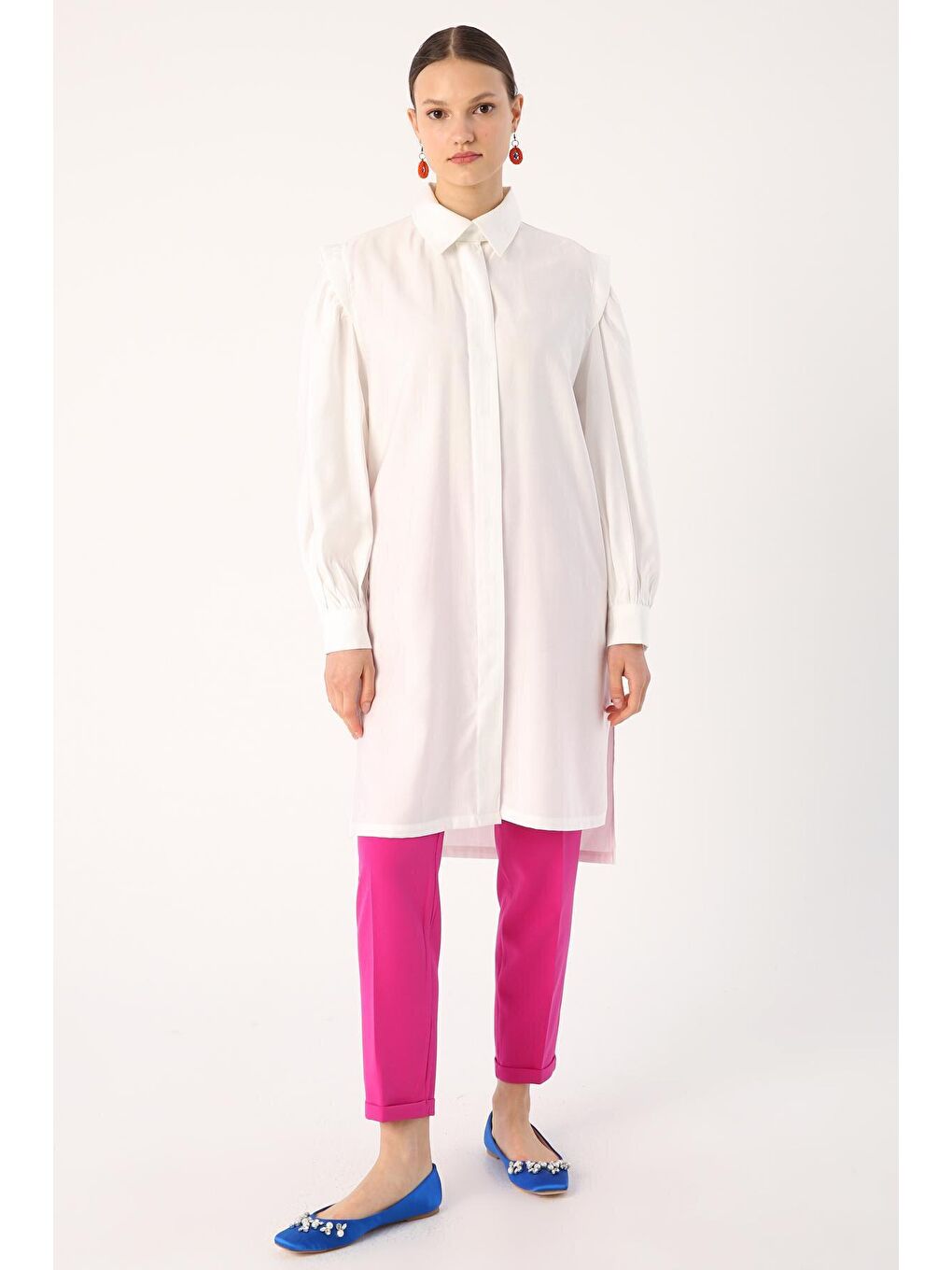 Ekru Kolları Büzgülü Yırtmaçlı Gömlek Tunik-1