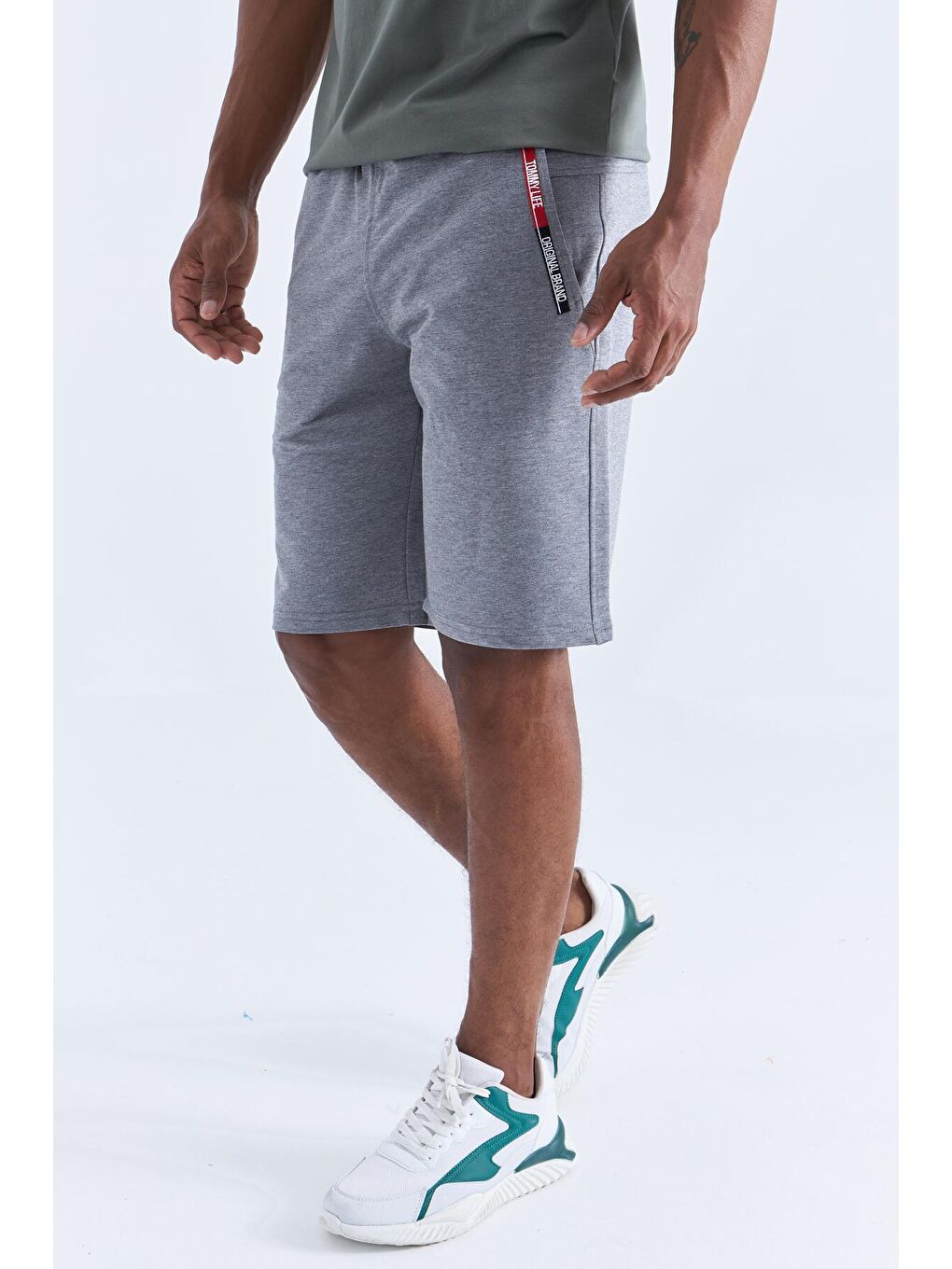Gri Melanj Fermuar Cep Detaylı Standart Kalıp Erkek Şort - 81135-1
