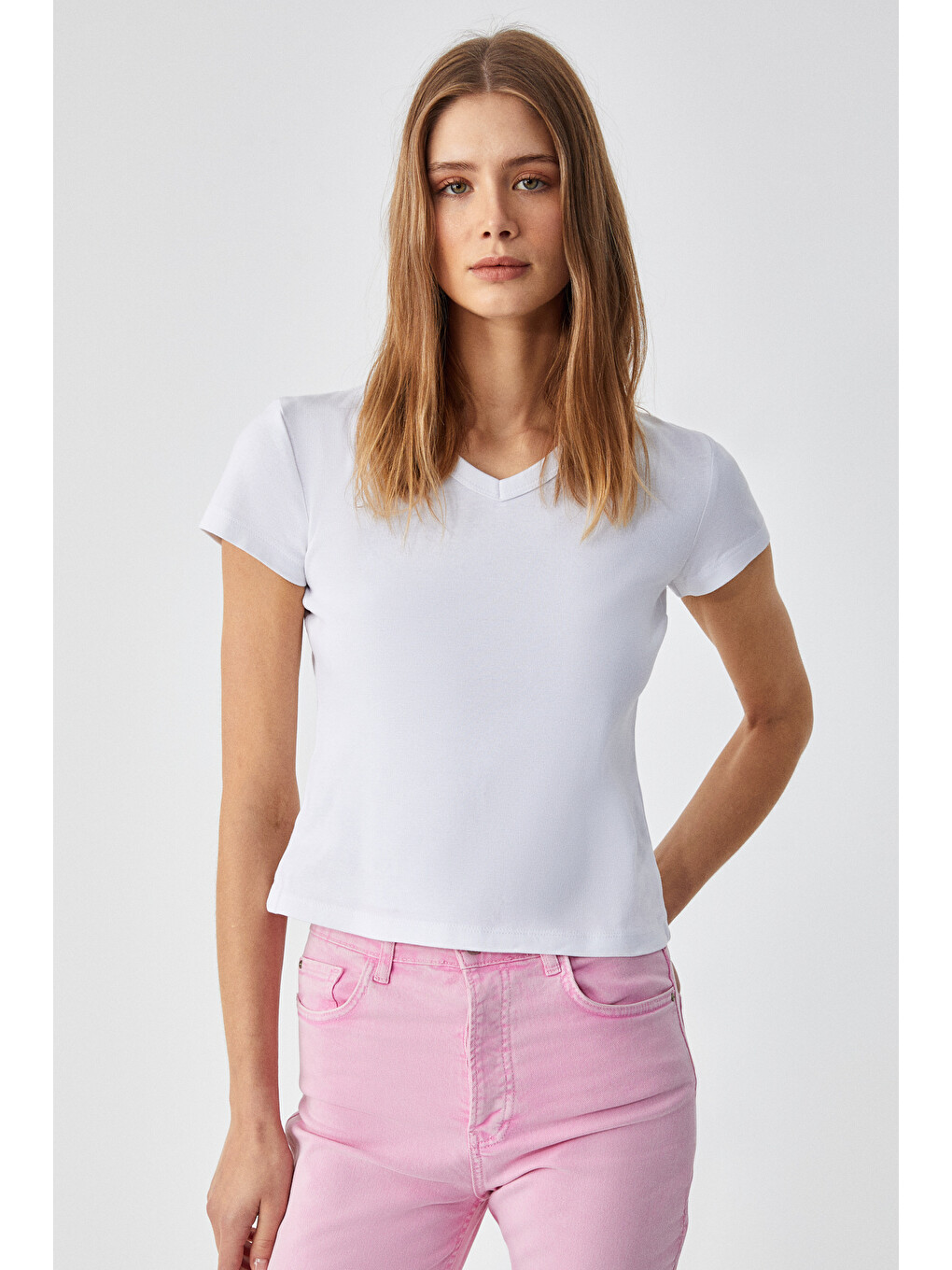 Masroutı Kadın Slim Kısa V Yaka Kısa Kol Beyaz T-shirt-2