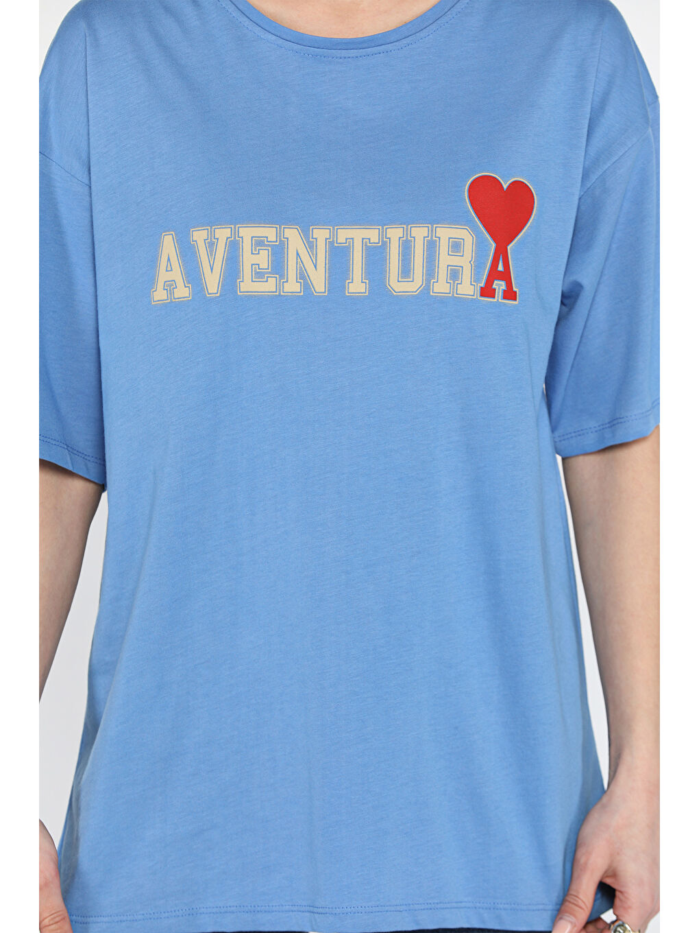 İndigo Ön Yazı Baskılı Bisiklet Yaka Kadın Tişört-3