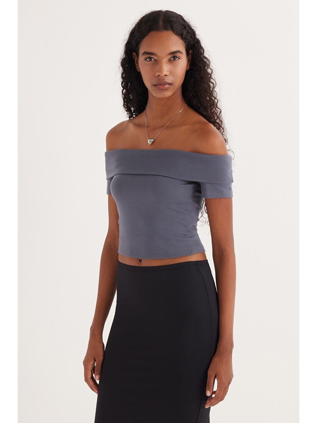 Kadın Standart Fit Normal Kesim Antrasit Straplez Bluz-1