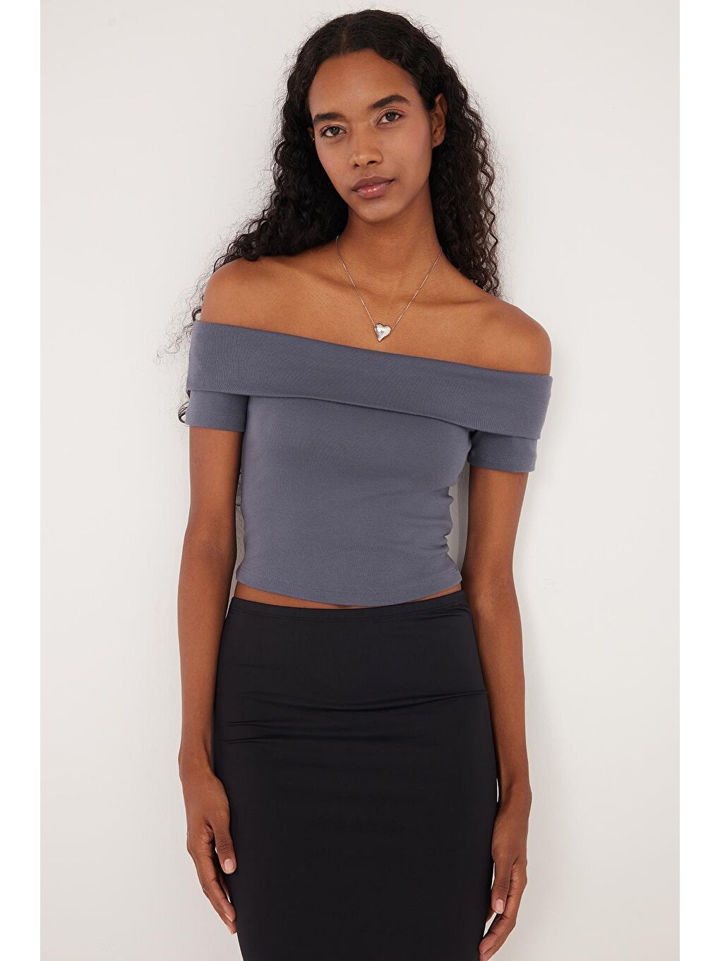 Kadın Standart Fit Normal Kesim Antrasit Straplez Bluz-4